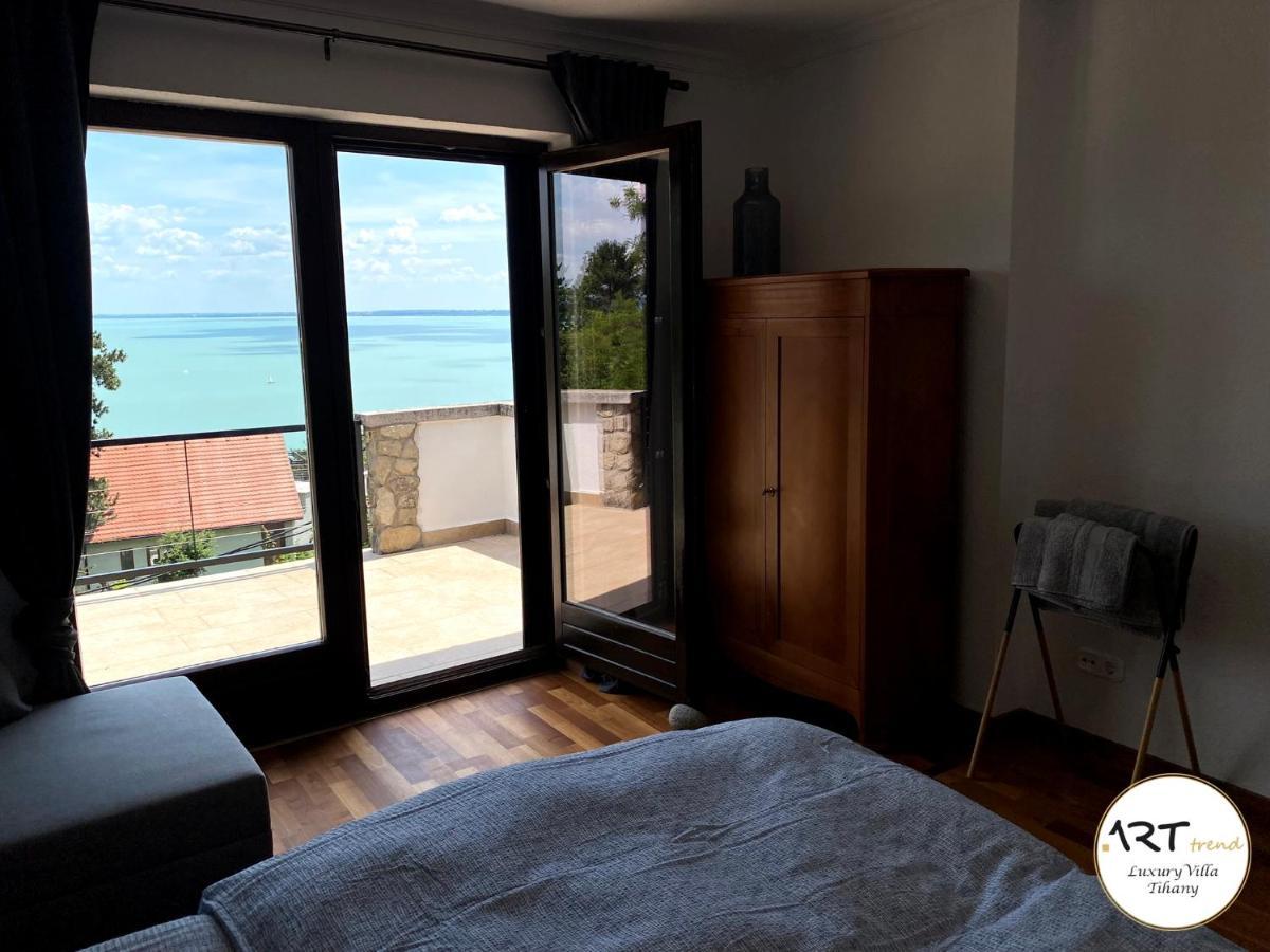 Arttrend Luxury Villa 티하니 외부 사진